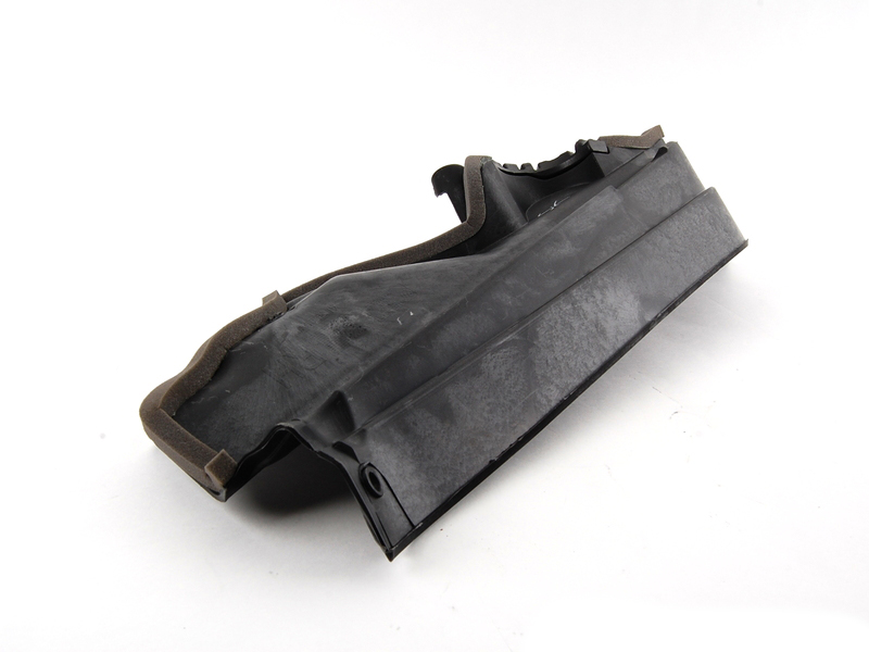 51717169420 BMW Кожух передний правый