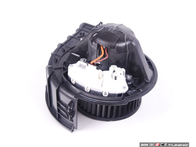 64119245849 BMW Вентилятор отопителя передний