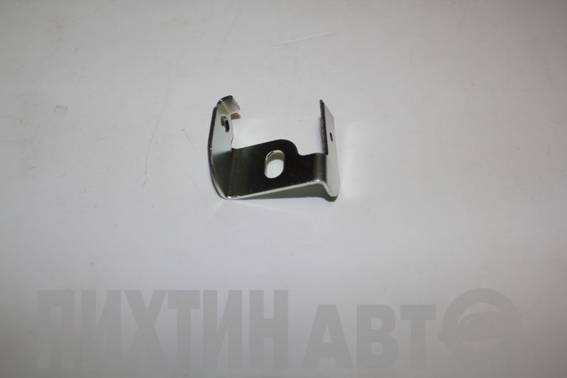 1865A048 MITSUBISHI Кронштейн