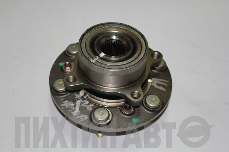 MR992374 MITSUBISHI Ступица передняя L200 KA4T