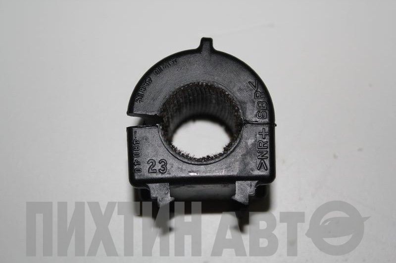 4881548040 TOYOTA Втулка стабилизатора переднего