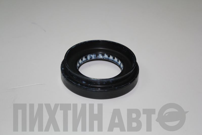 9031138068 TOYOTA Сальник хвостовика