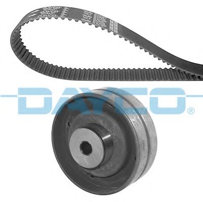 KTB150 DAYCO Ремень ГРМ [122 зуб.,26.5mm] + ролик